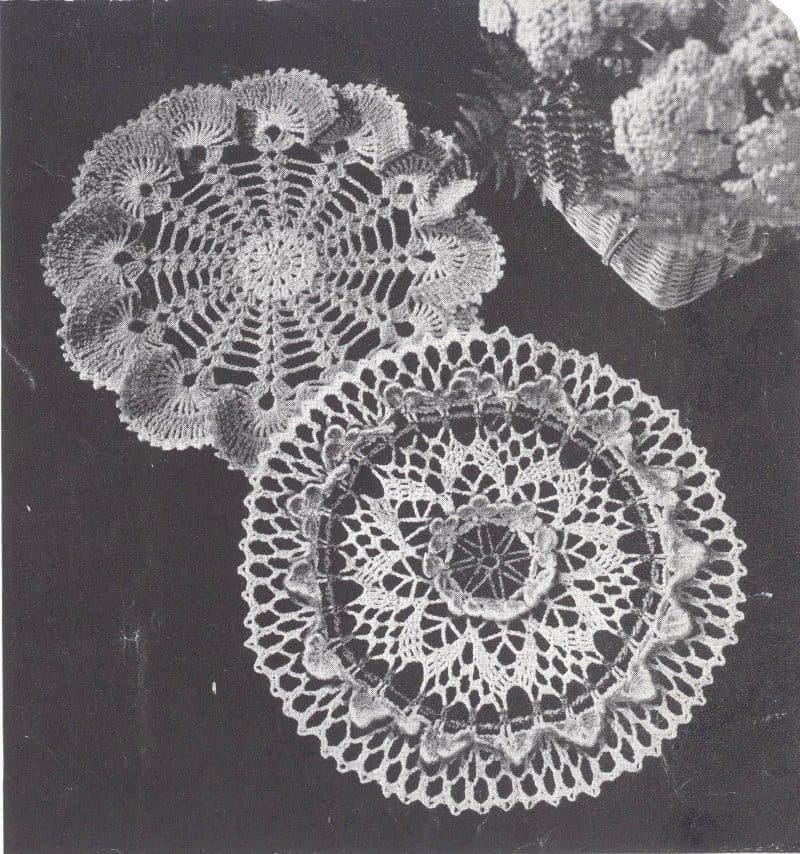 Original photograph printed with the Yellow Bud Ruffle instructions (two doilies from the leaflet)